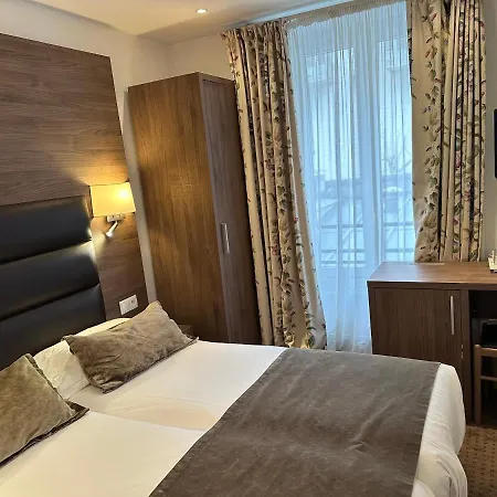 Agenor Otel 3*
