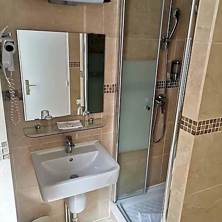 أجينور