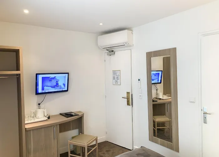 Agenor Hotel 3*